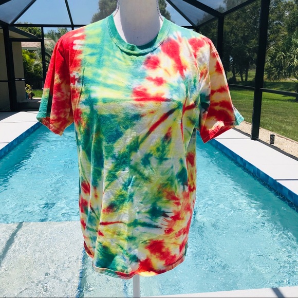 🥳🥳🥳SOLD🥳🥳🥳⭐️Tye Dye Tee⭐️ - Picture 4 of 4